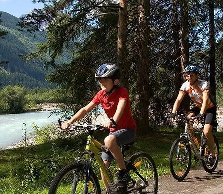 Garni Stockacher Hof Bach (Tyrol)